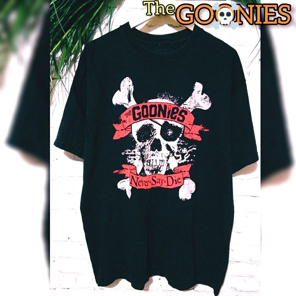 Vintage 90's  The GOONIES Never Say Die